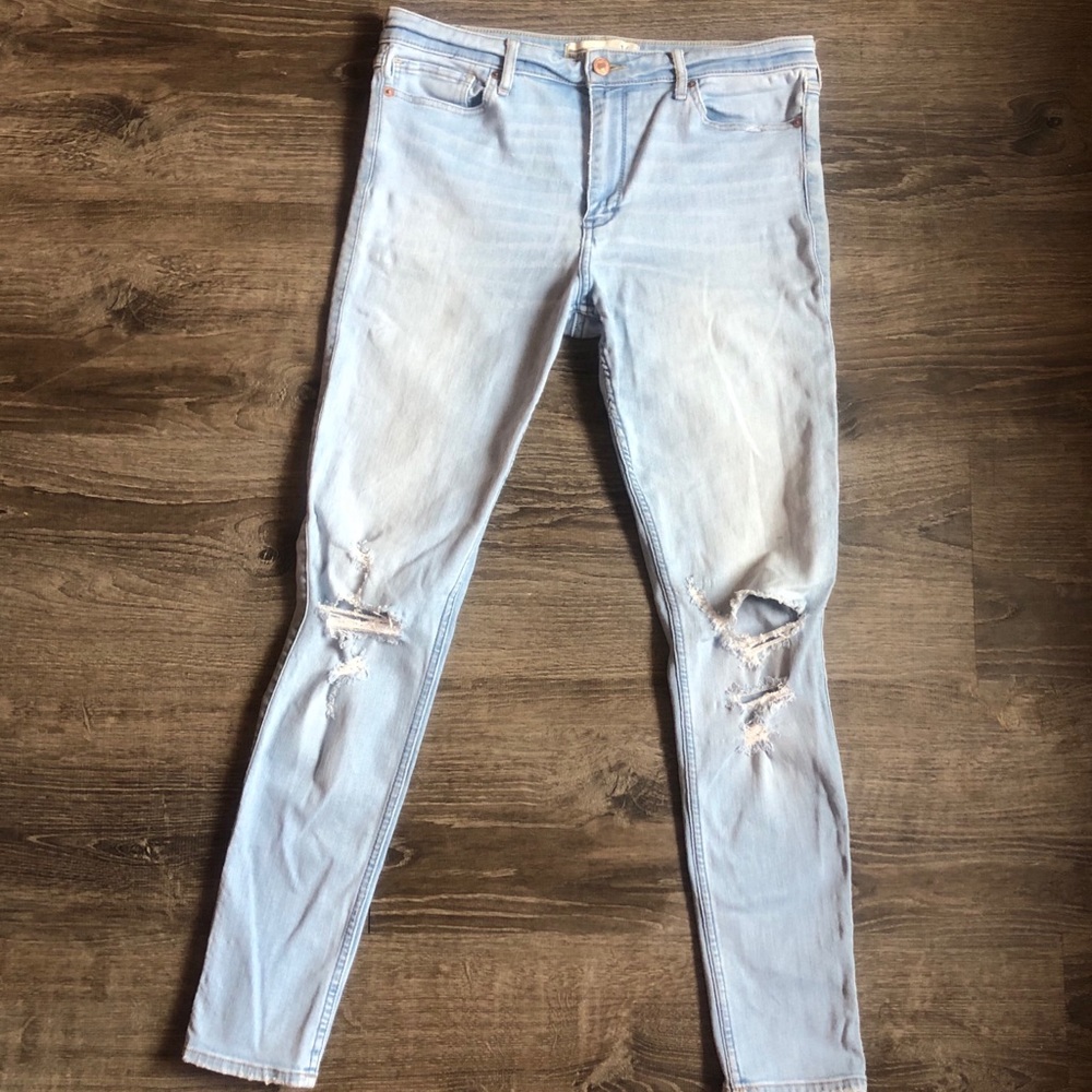 Abercrombie & Fitch -  Skinny Jeans!